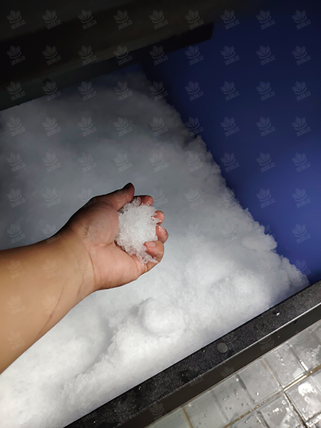 雪花颗粒冰