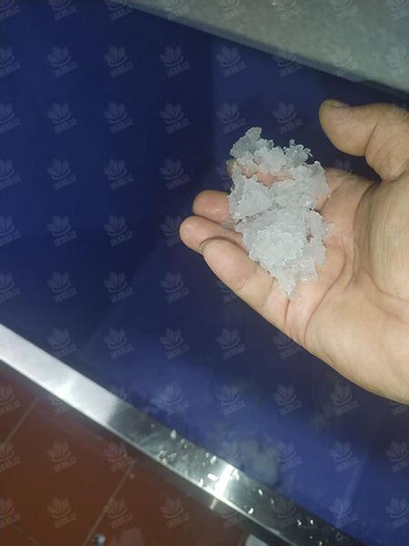 雪花颗粒冰