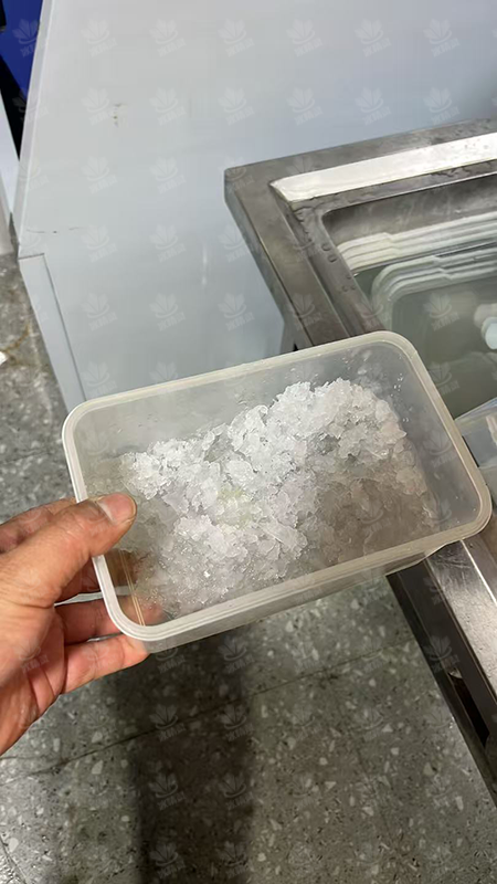 雪花颗粒冰